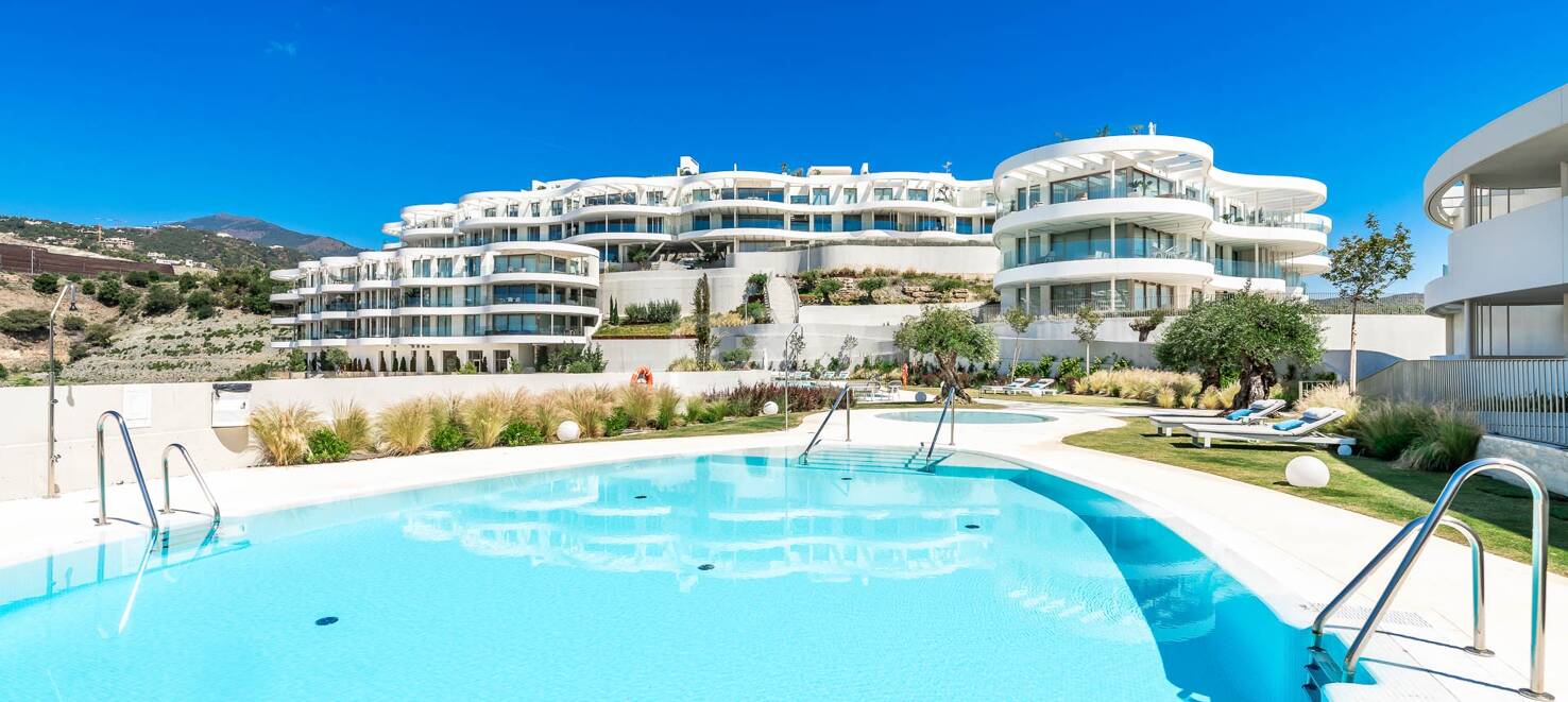 Magnífico apartamento con vistas al mar y a la montaña en La Quinta Golf