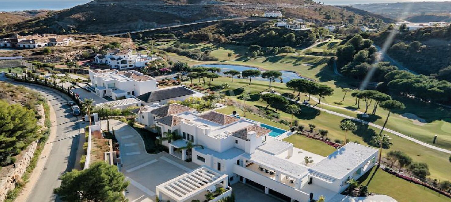 Magnificent Frontline Golf Villa with Outstanding Qualities in Marbella Club Golf Resort