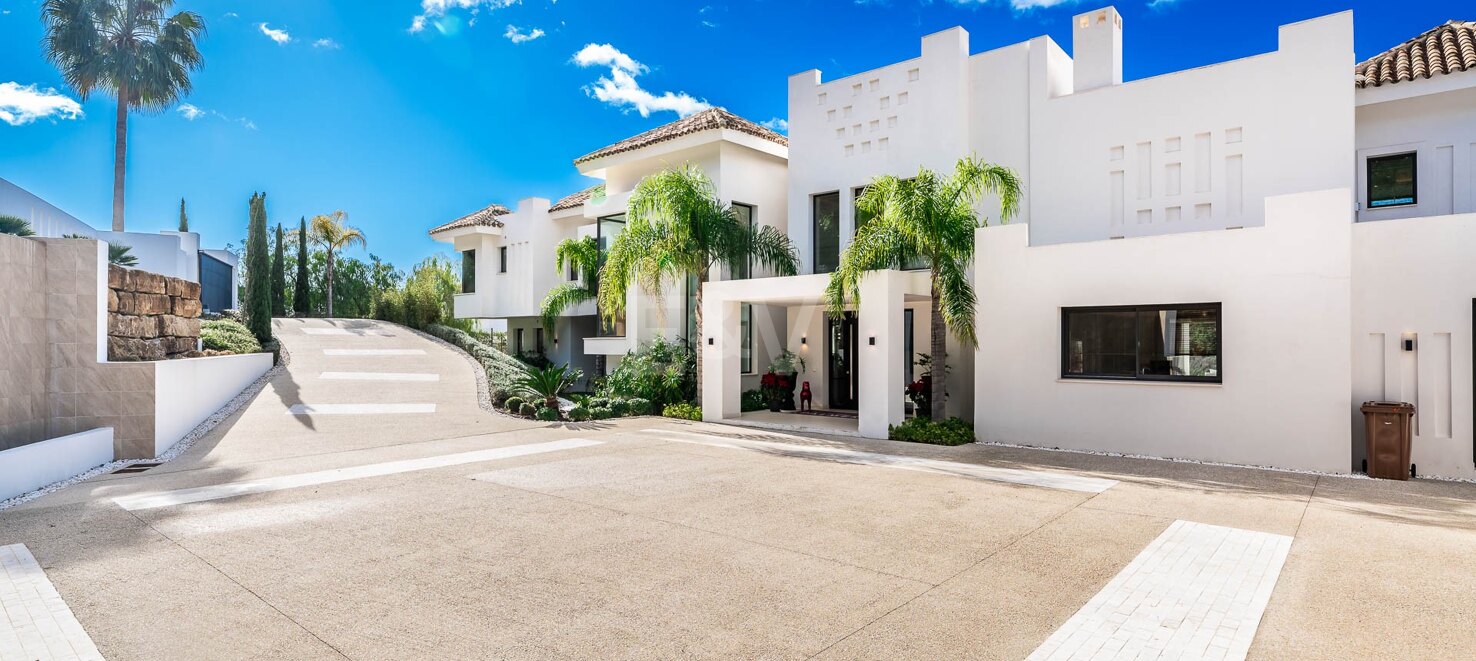 Magnificent Frontline Golf Villa with Outstanding Qualities in Marbella Club Golf Resort