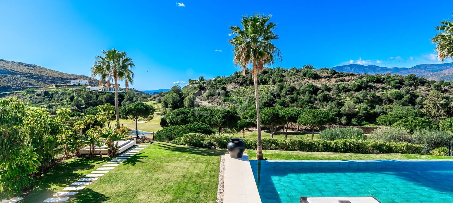 Magnificent Frontline Golf Villa with Outstanding Qualities in Marbella Club Golf Resort