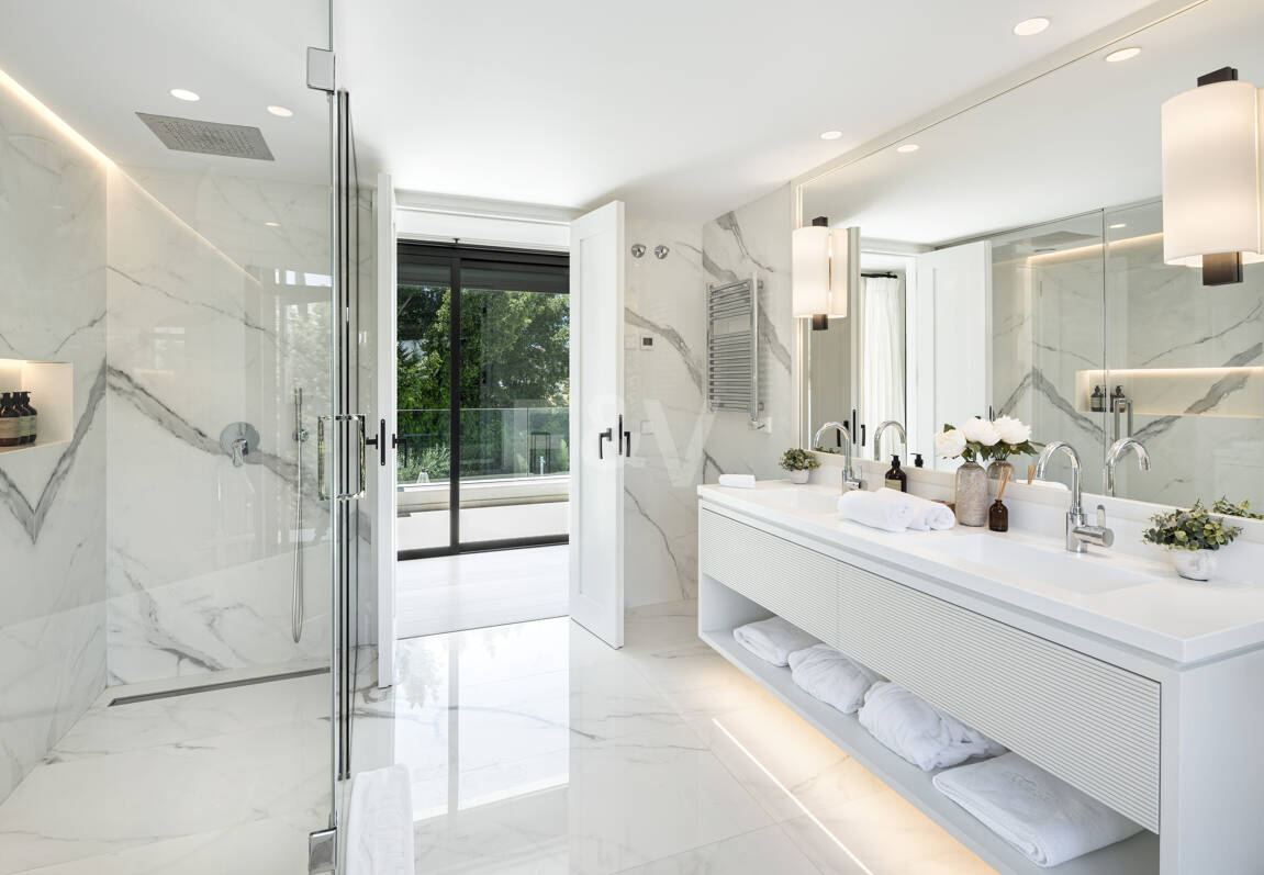 Lyx villa med utsikt över Aloha golfbanan