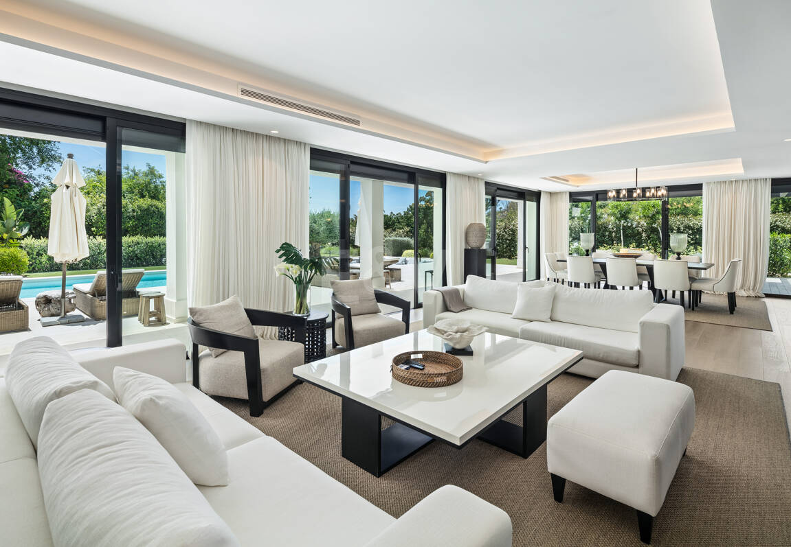 Lyx villa med utsikt över Aloha golfbanan