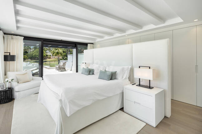 Lyx villa med utsikt över Aloha golfbanan