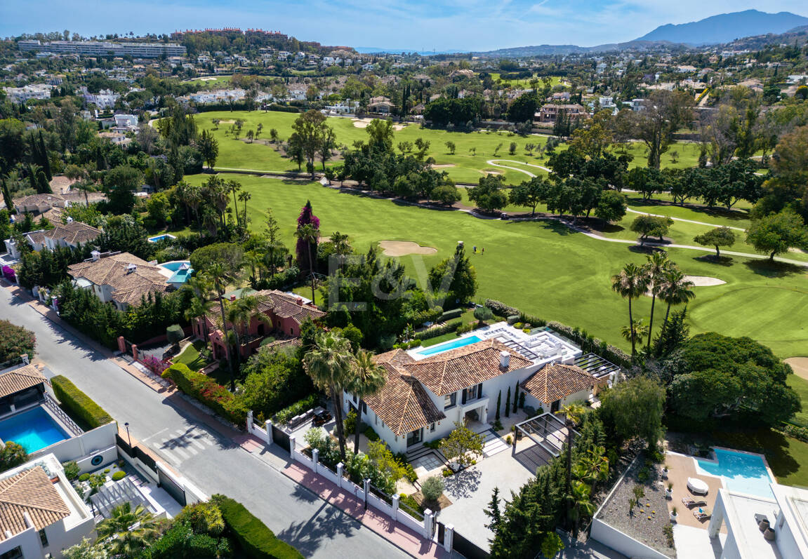 Lyx villa med utsikt över Aloha golfbanan