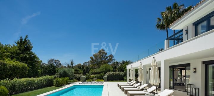 Luxusvilla mit Blick auf den Aloha Golfplatz