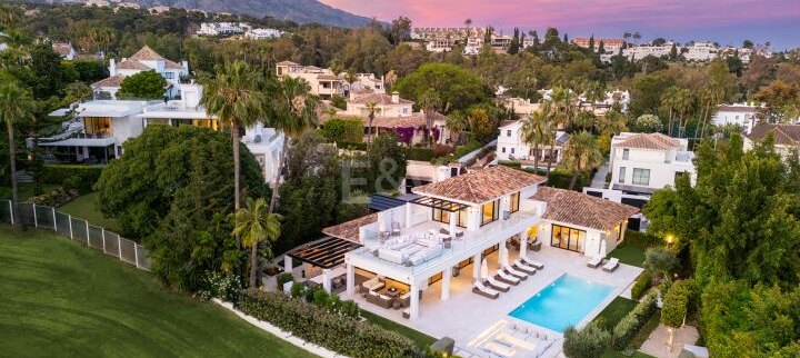 Luxusvilla mit Blick auf den Aloha Golfplatz