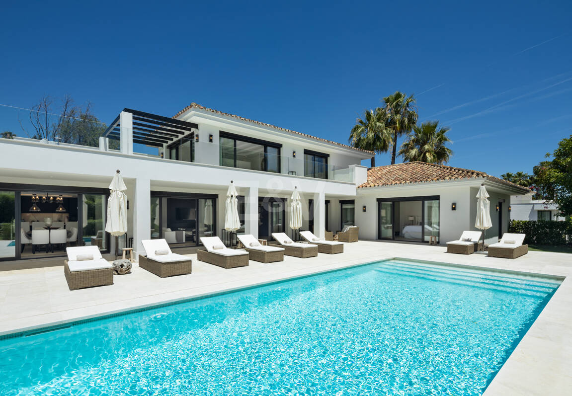 Lyx villa med utsikt över Aloha golfbanan