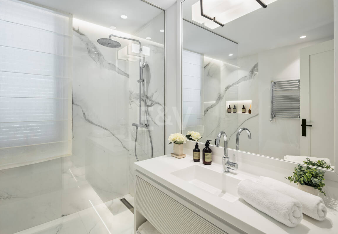 Lyx villa med utsikt över Aloha golfbanan