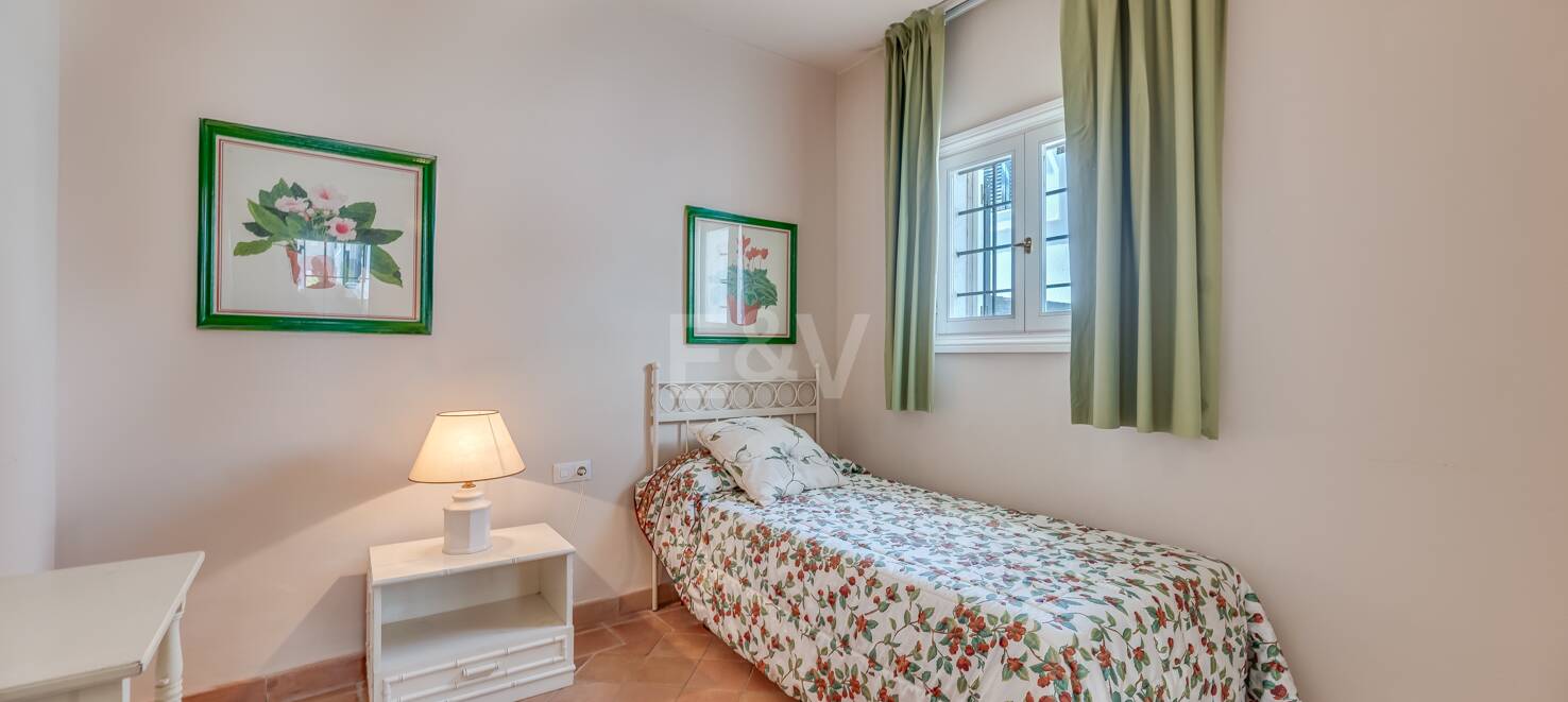 Apartamento en Urbanización en Primera Línea de Playa