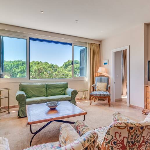 Apartamento en Urbanización en Primera Línea de Playa