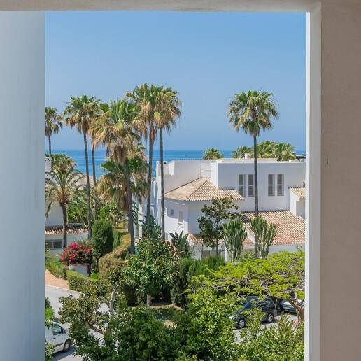 Apartamento en Urbanización en Primera Línea de Playa