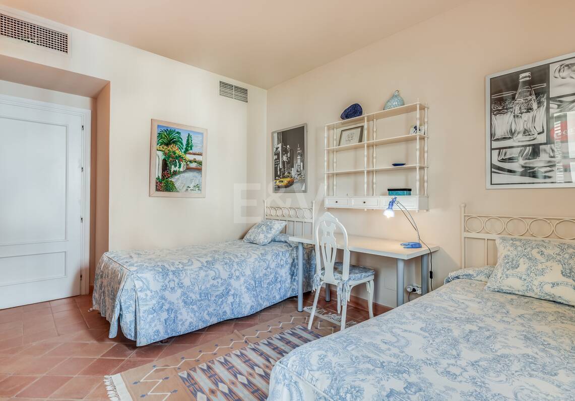 Wspaniały apartament nad morzem w Elvirii