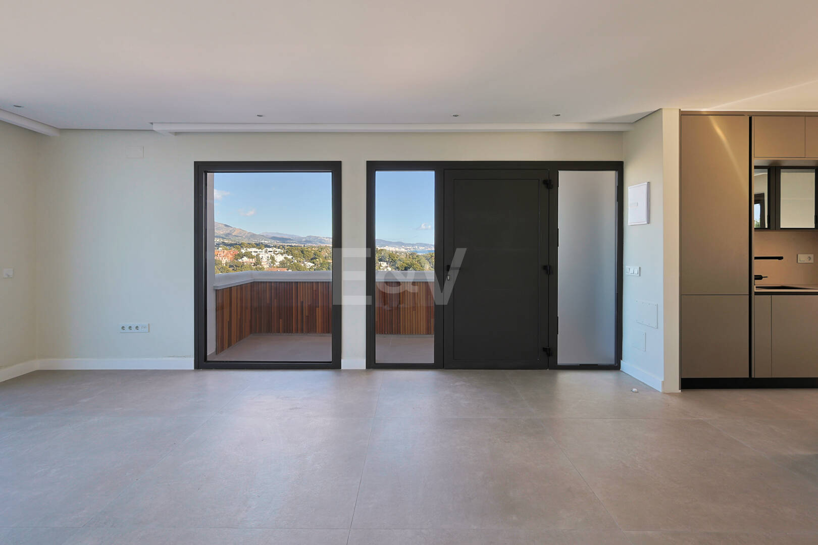 Exquisites Penthouse mit Atemberaubendem Blick in Nueva Andalucía