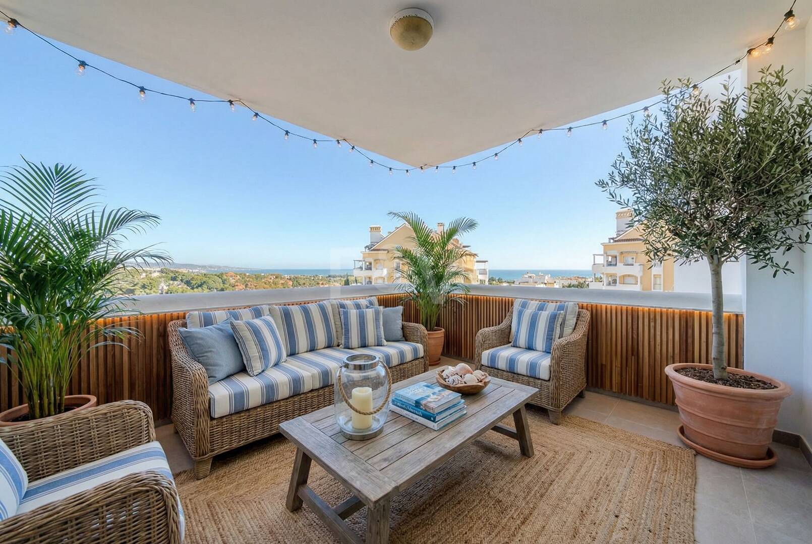 Exquisites Penthouse mit Atemberaubendem Blick in Nueva Andalucía