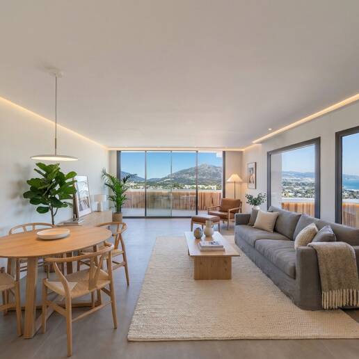 Utsökt takvåning med hisnande utsikt i Nueva Andalucía