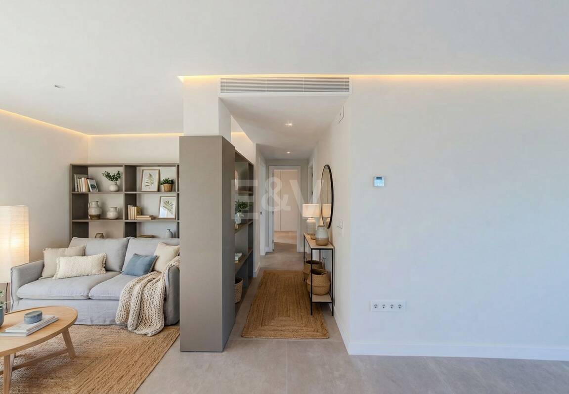 Utsökt takvåning med hisnande utsikt i Nueva Andalucía