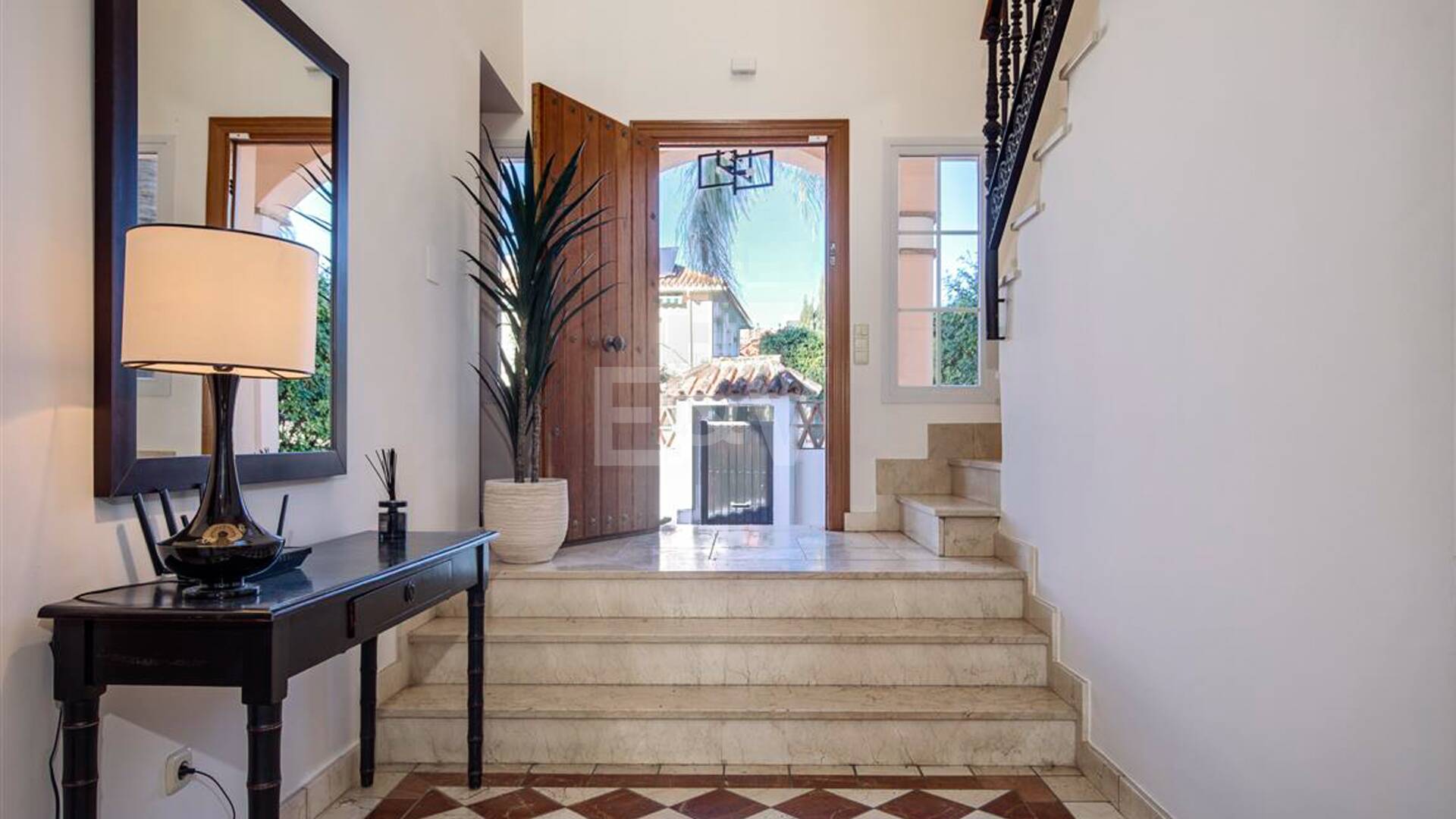 Villa a poca distancia de la playa de San Pedro