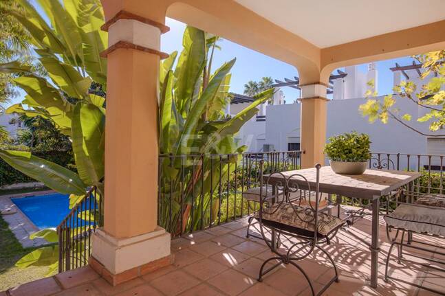 Villa a poca distancia de la playa de San Pedro