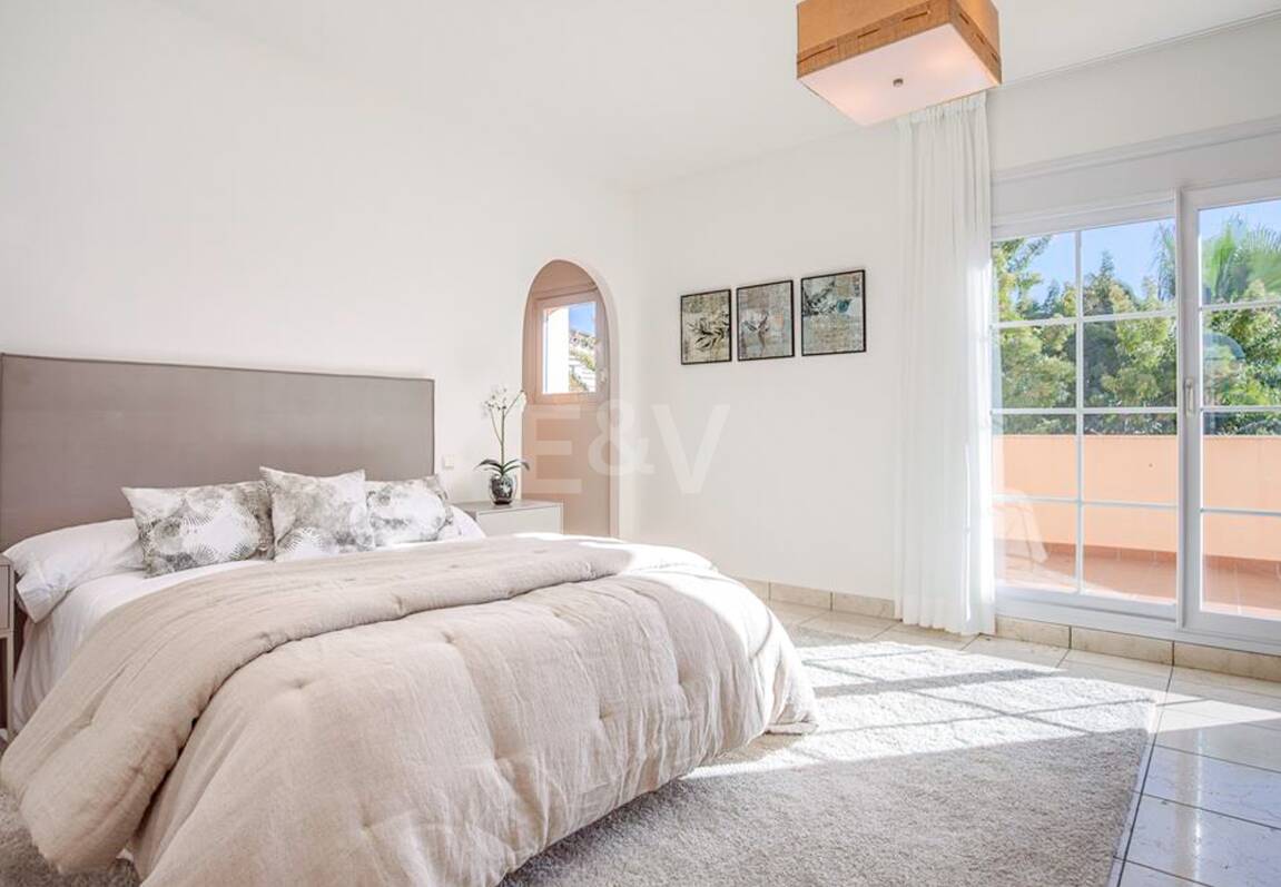 Villa a poca distancia de la playa de San Pedro