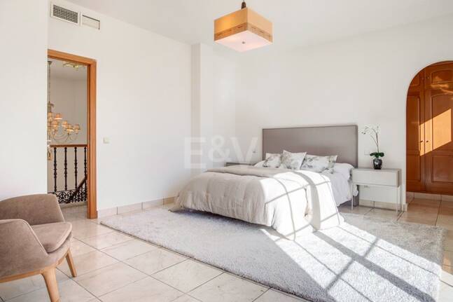 Villa a poca distancia de la playa de San Pedro