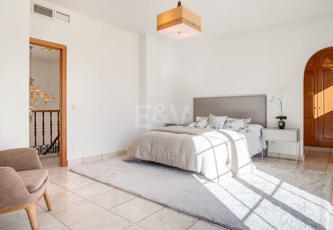 Villa a poca distancia de la playa de San Pedro