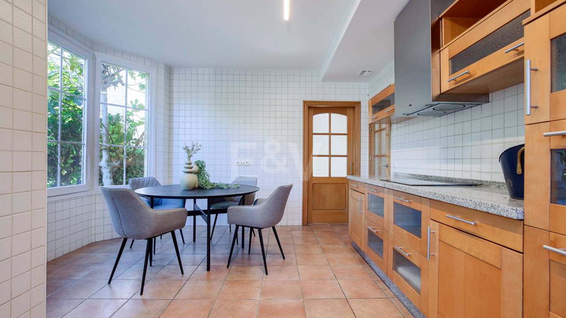 Villa a poca distancia de la playa de San Pedro