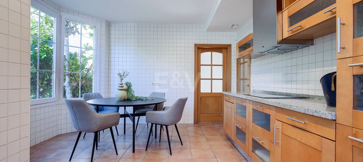 Villa i gångavstånd till stranden av San Pedro