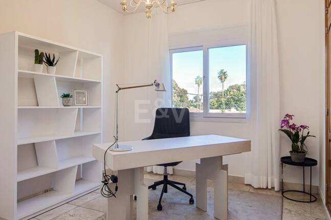 Villa a poca distancia de la playa de San Pedro