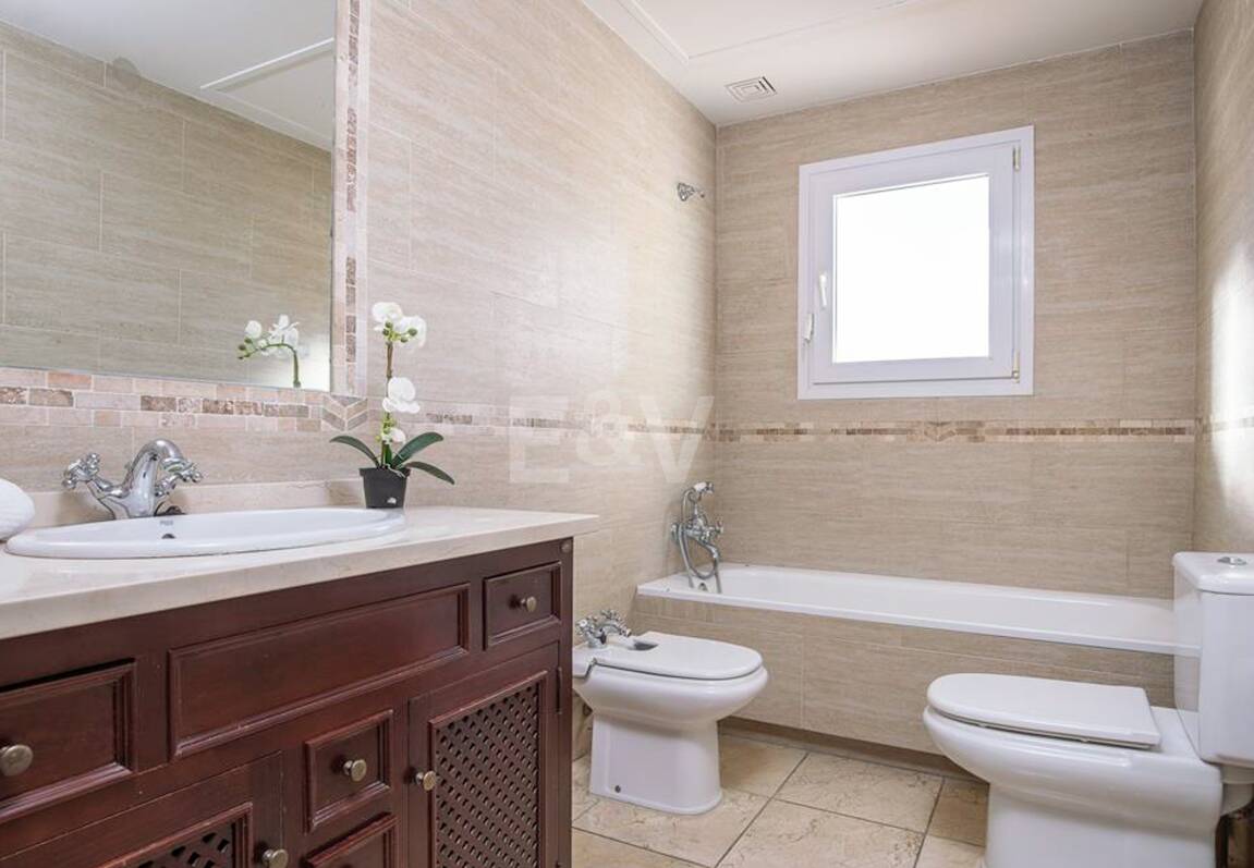 Villa a poca distancia de la playa de San Pedro