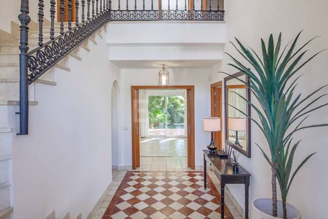 Villa a poca distancia de la playa de San Pedro