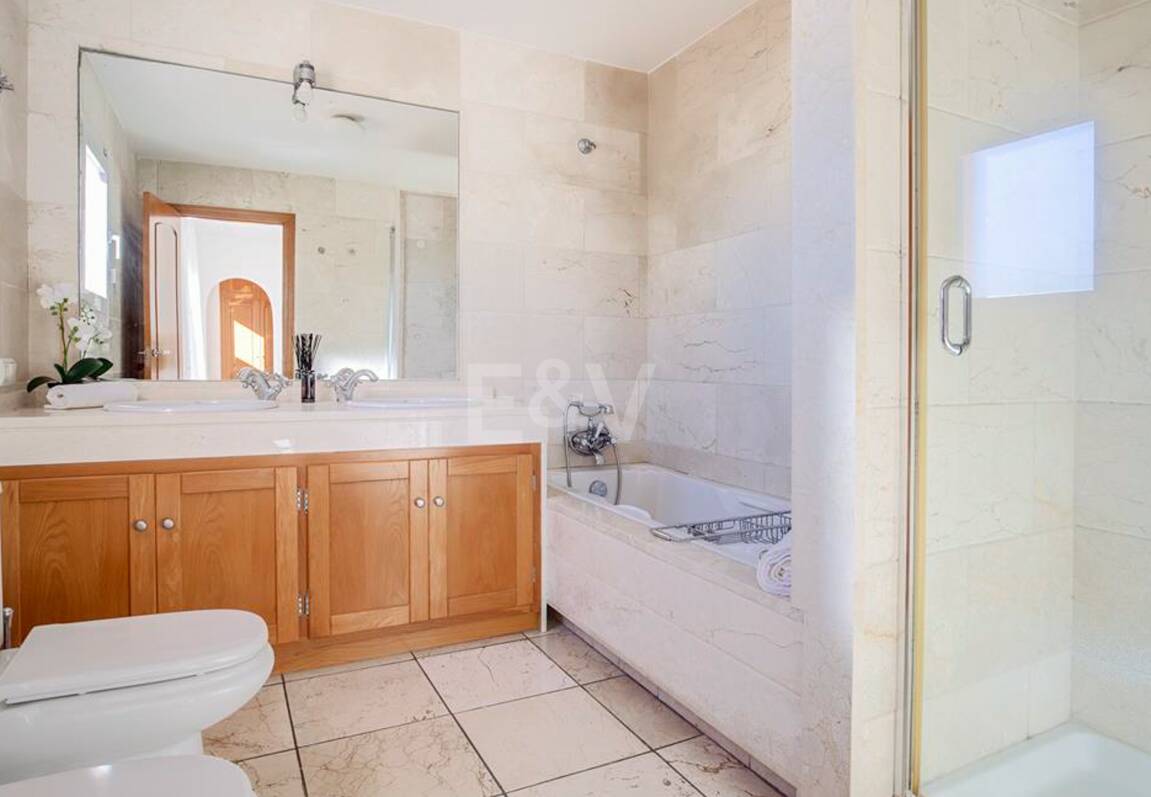 Villa a poca distancia de la playa de San Pedro