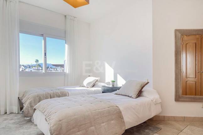 Villa a poca distancia de la playa de San Pedro