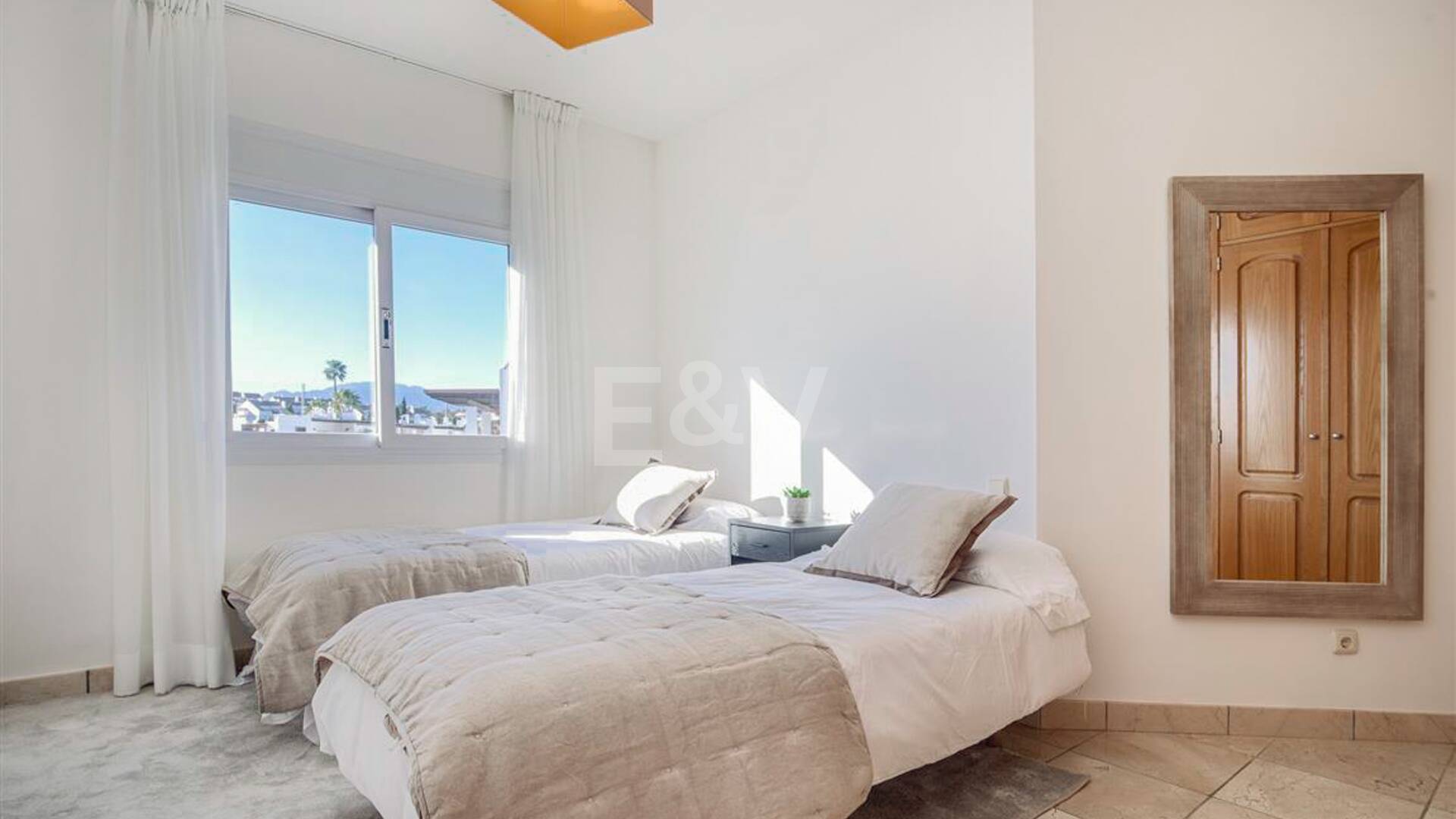 Villa a poca distancia de la playa de San Pedro