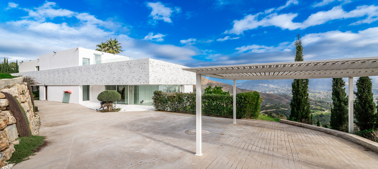 Modern Villa in La Mairena