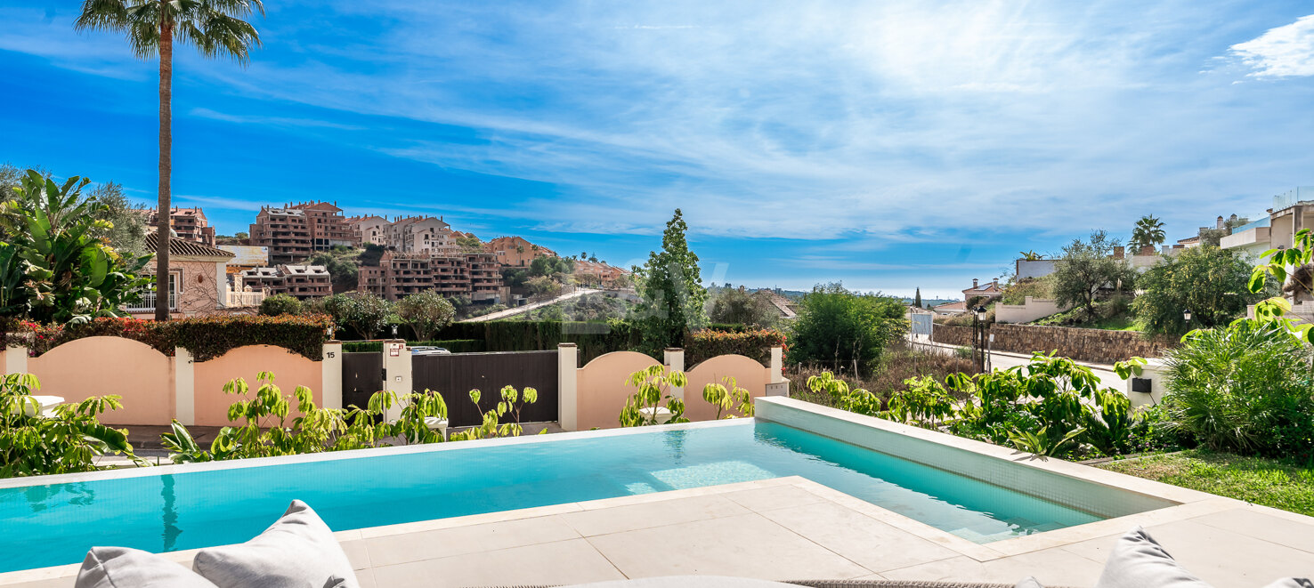 Père Noël Le Président Golf Villa moderne avec vue magnifique sur la mer