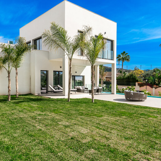 Père Noël Le Président Golf Villa moderne avec vue magnifique sur la mer