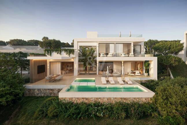 Prime Building Plot with Stunning Project in El Rosario