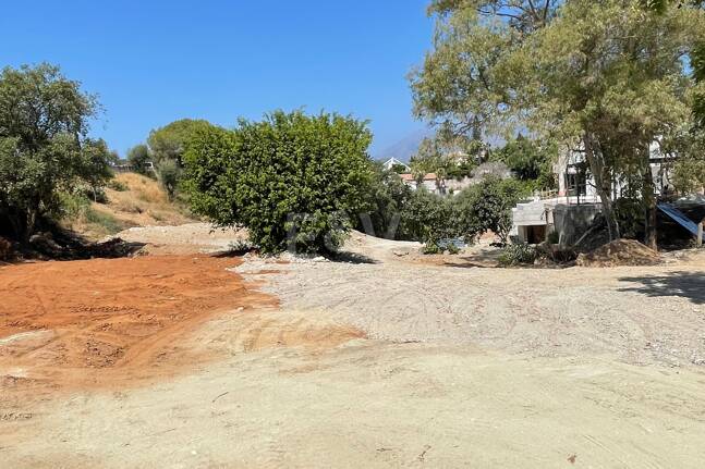 Large Building Plot with Project in El Rosario