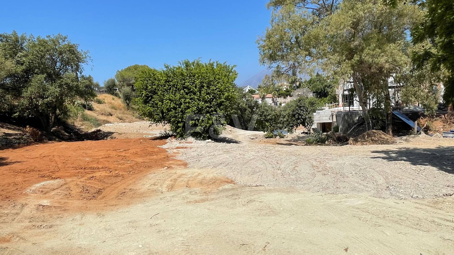 Large Building Plot with Project in El Rosario