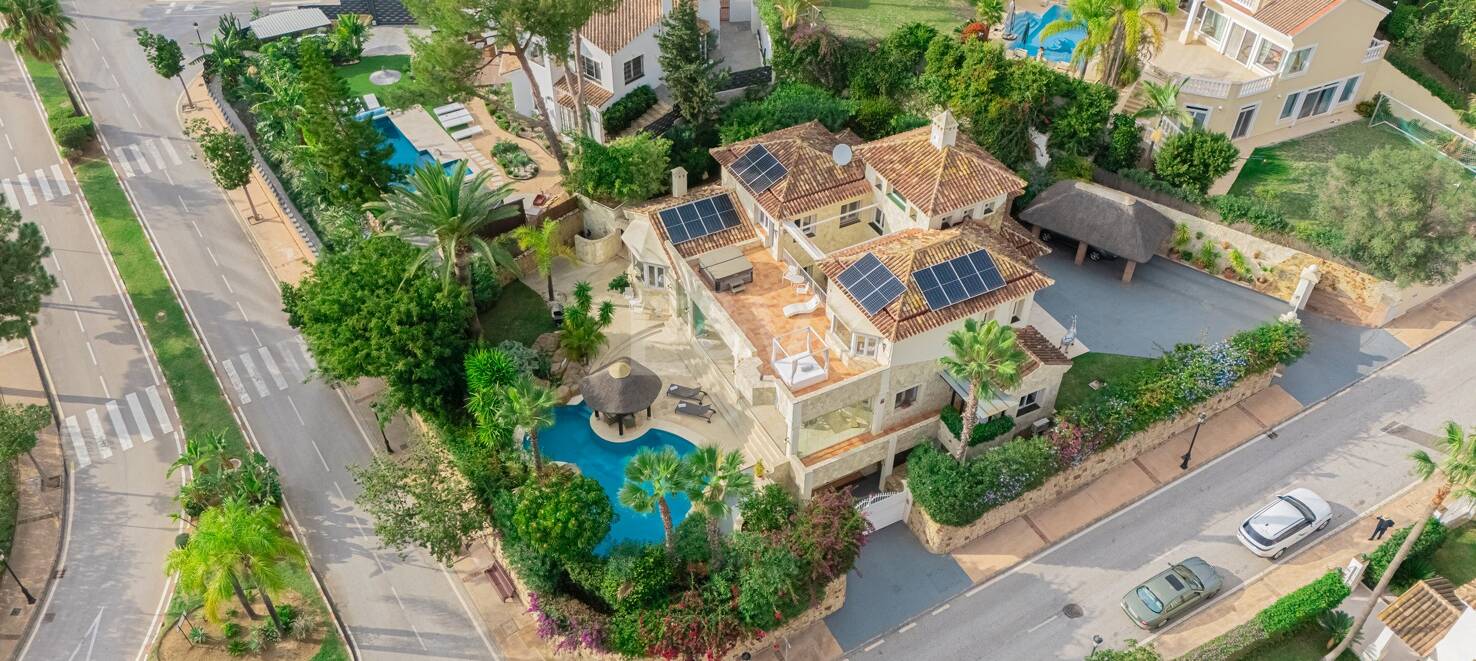 Unik Villa i Santa María Golf, Elviria
