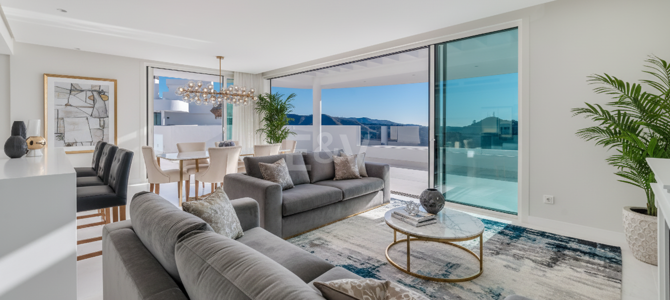 Luksusowy nowy penthouse marki w Palo Alto z oszałamiającymi widokiem na morze