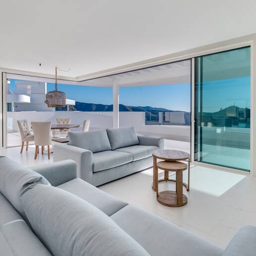Luxurious Brand New Penthouse in Palo Alto with Stunning Sea Views
