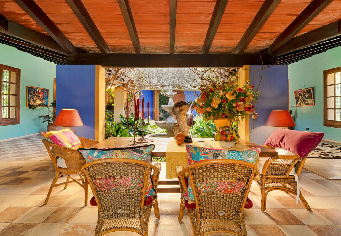 Villa élégante et traditionnelle près du golf, à distance de marche de la plage