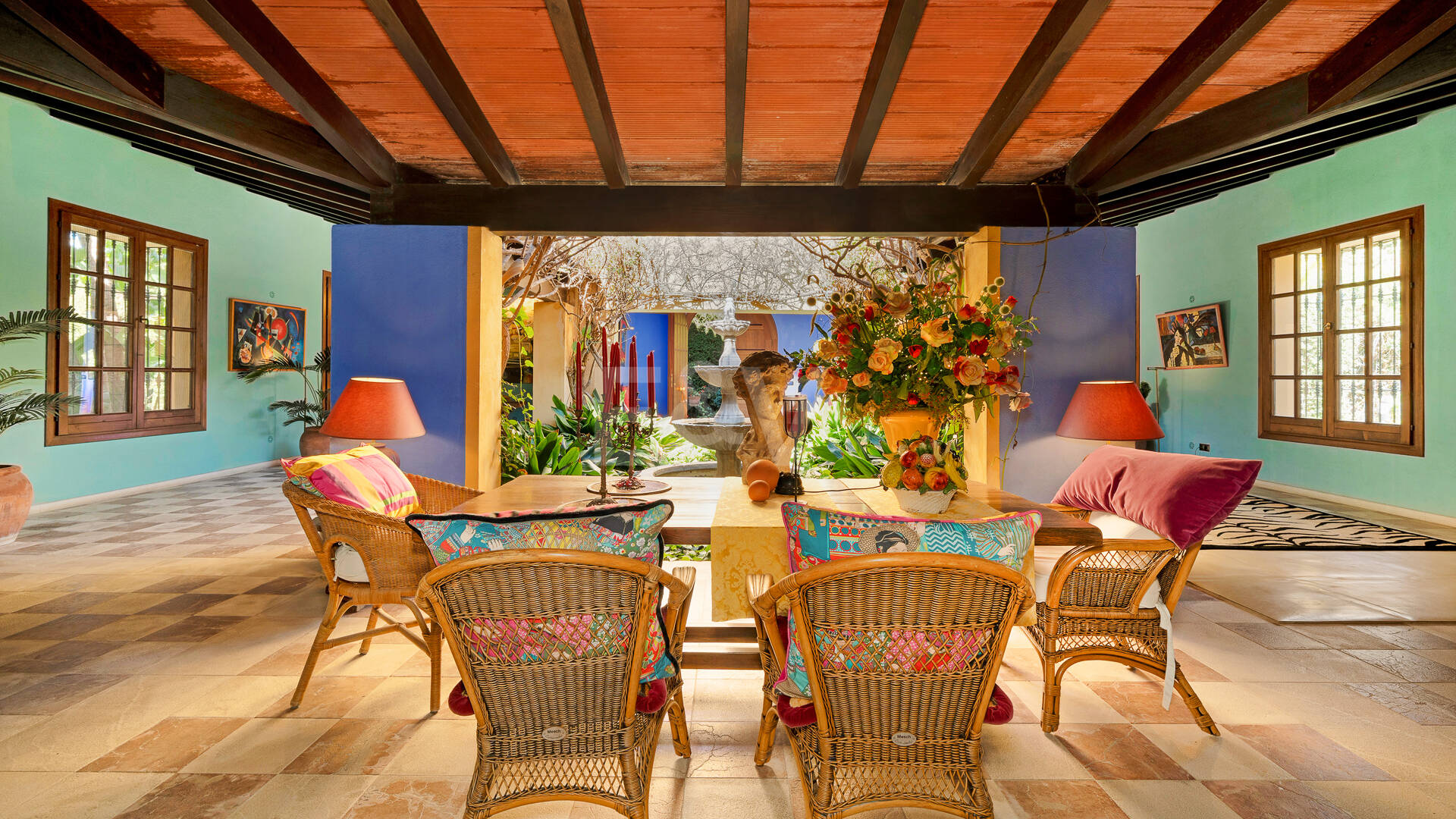 Villa élégante et traditionnelle près du golf, à distance de marche de la plage