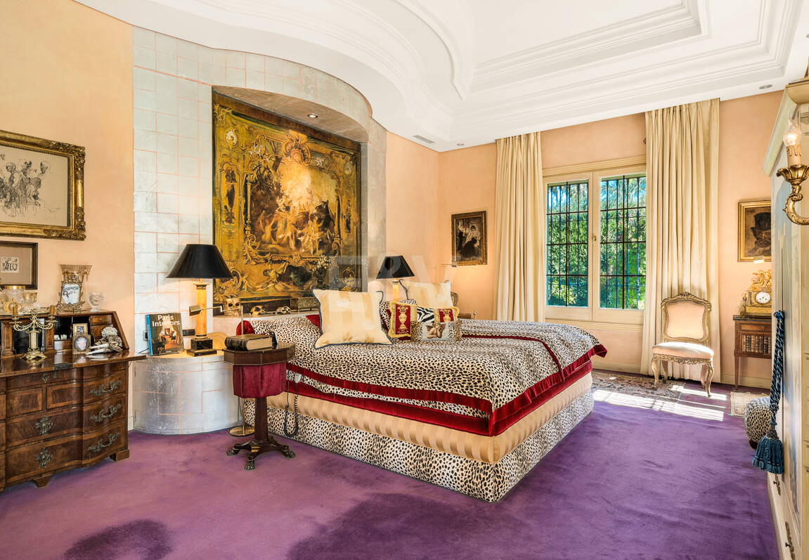 Villa élégante et traditionnelle près du golf, à distance de marche de la plage