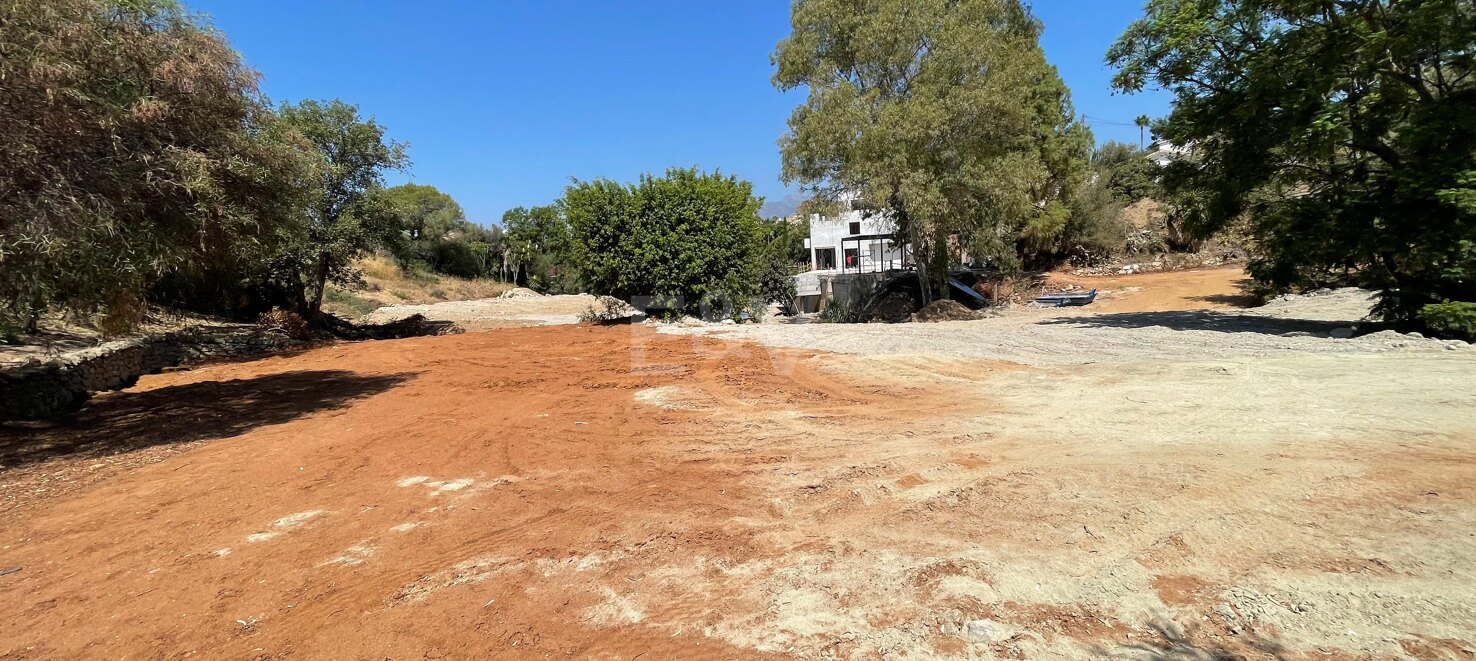 Terrain à vendre en El Rosario, Marbella Est