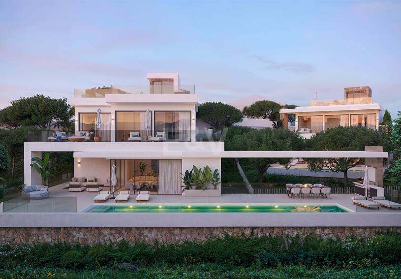 South-Facing Plot with Project in El Rosario