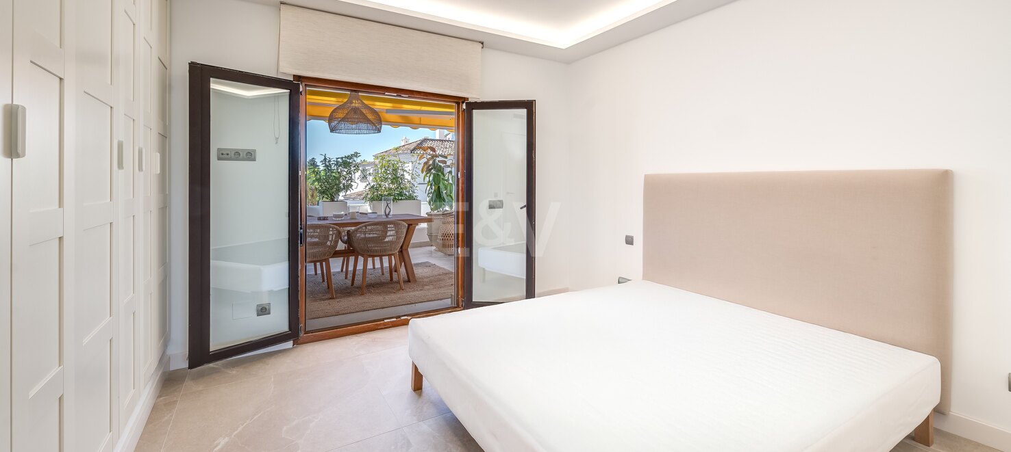 Zmodernizowany apartament w Aldea Blanca, Nueva Andalucía