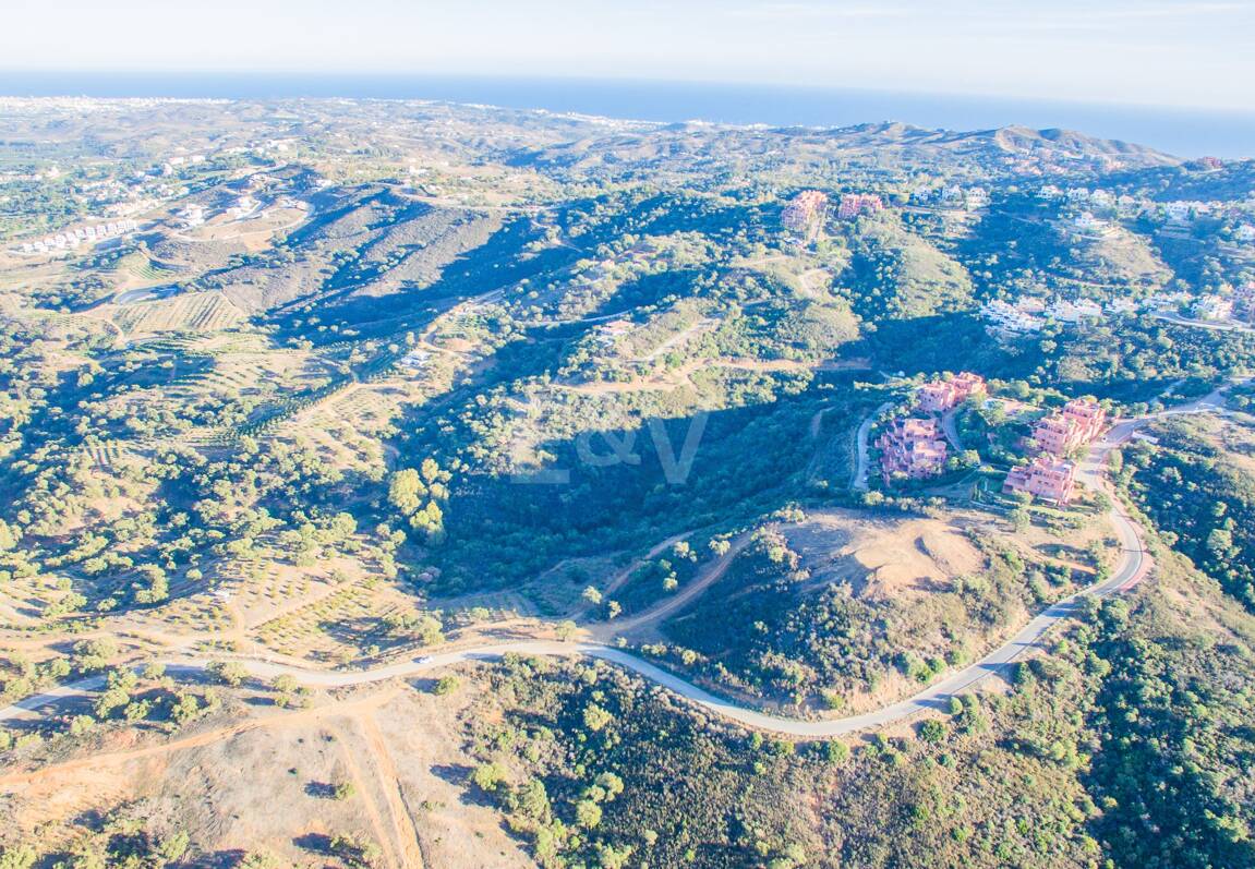 Exklusiv tomt i La Mairena med hisnande utsikt och projektalternativ