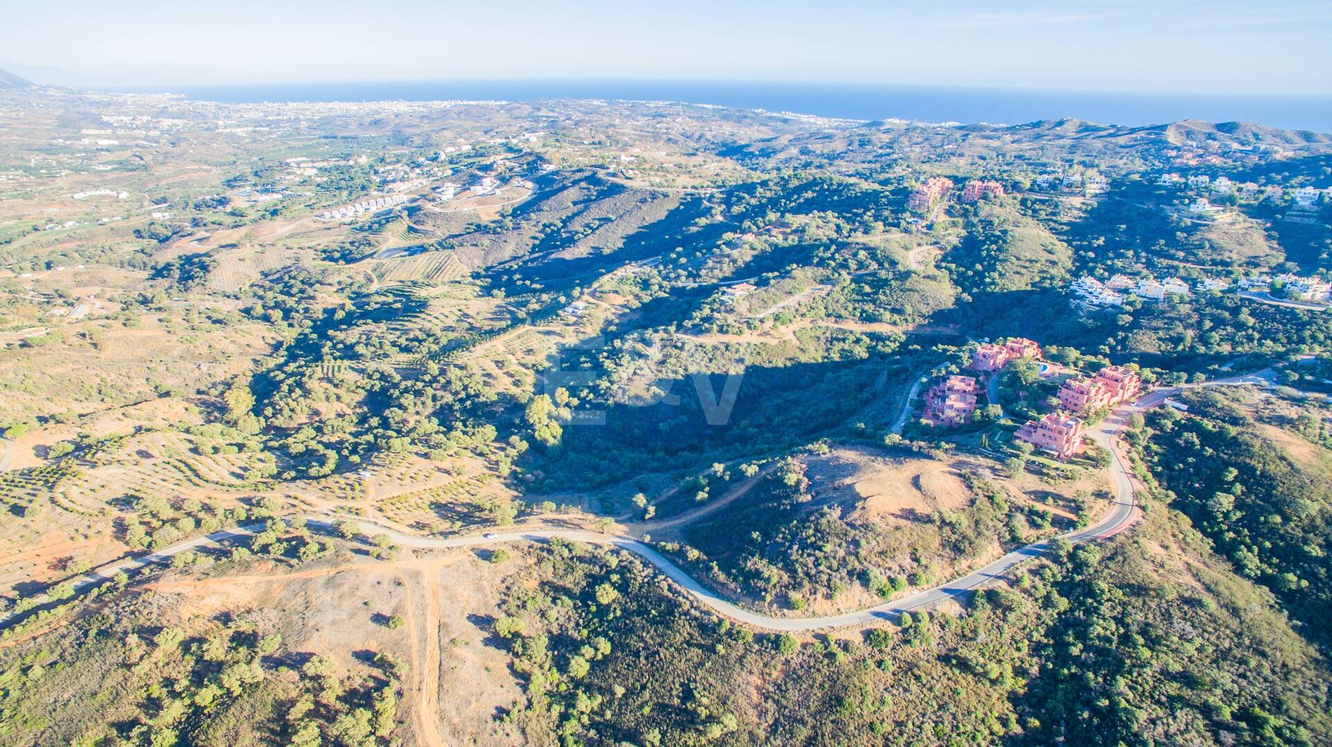 Exklusiv tomt i La Mairena med hisnande utsikt och projektalternativ